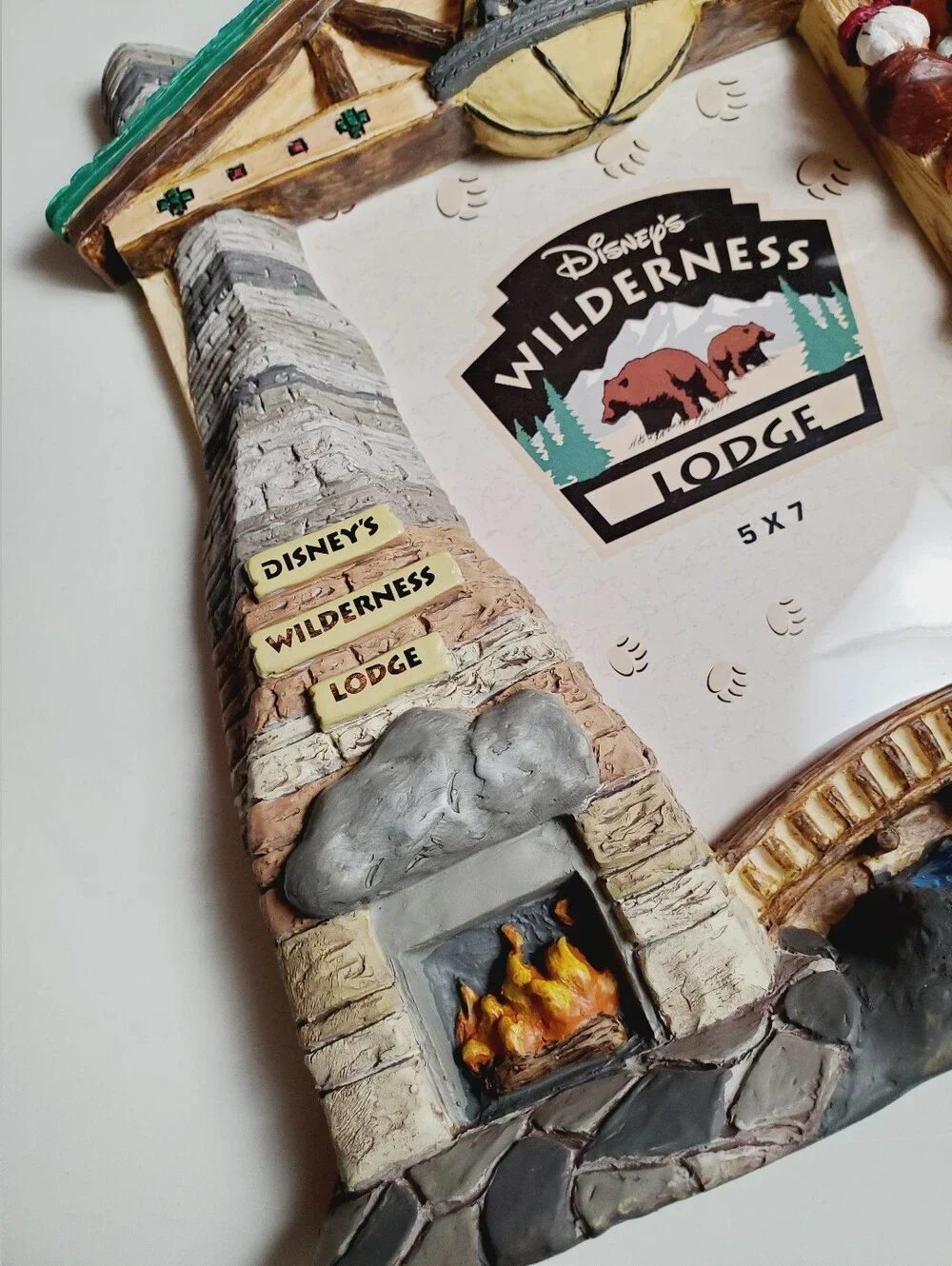 Disney Parks Wilderness Lodge Mickey & Friends 5×7 Totem Pole Picture Frame